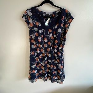 BRAND NEW- Navy floral short sleeved dress with crochet details